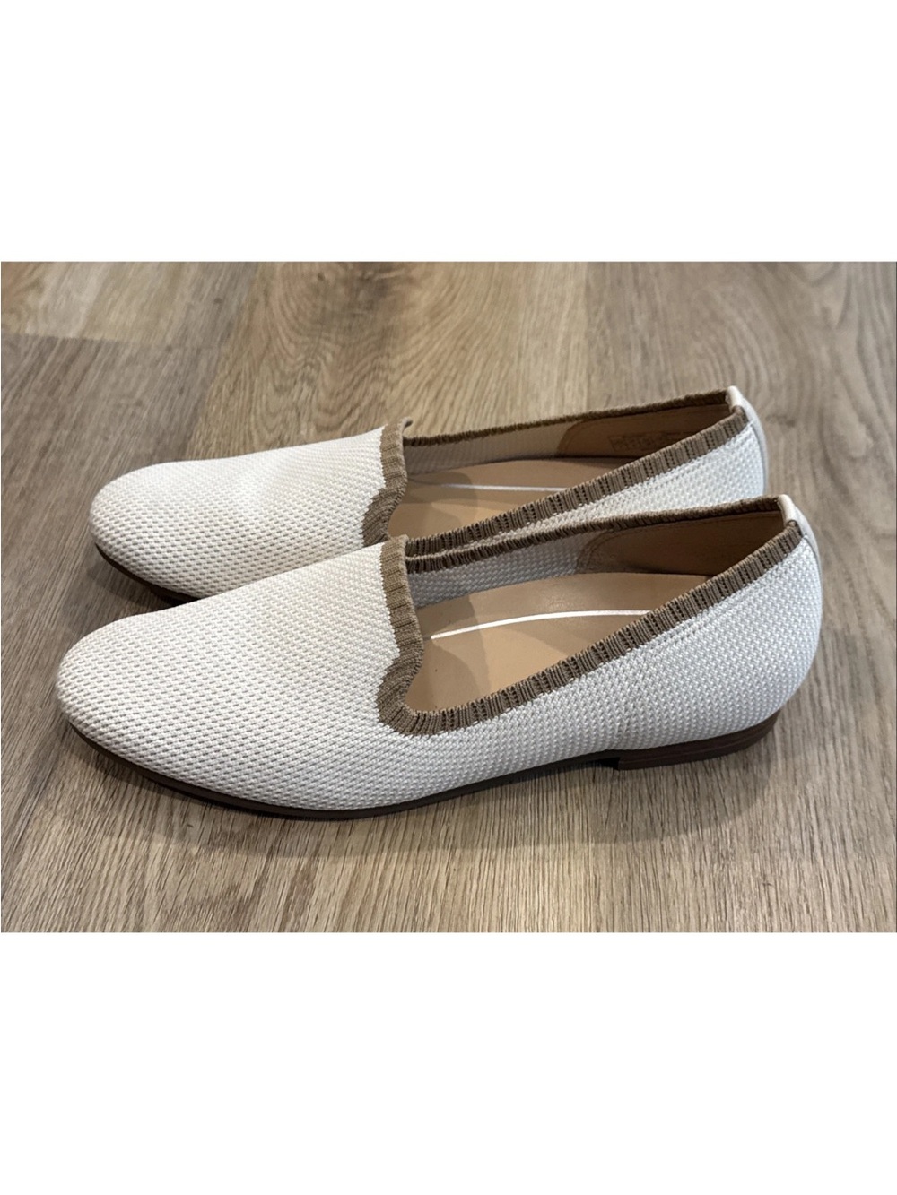 Vionic Womens Willa Knit Loafers Cream/Camel Trim Comfort Old Money Size 7 EUC - Picture 7 of 13